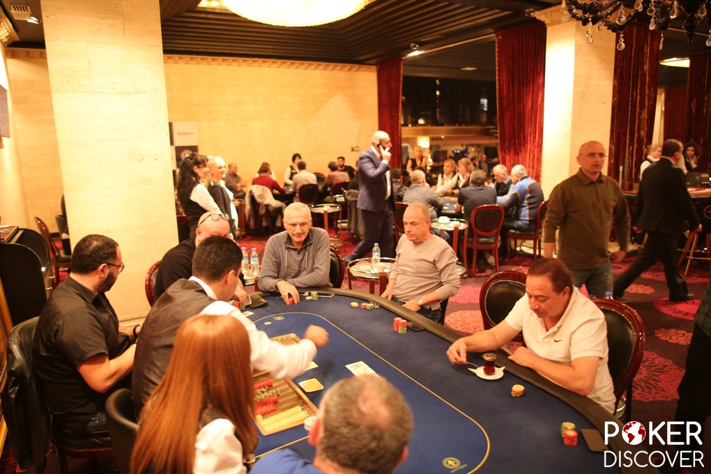 What is a Poker Club and How to Join?