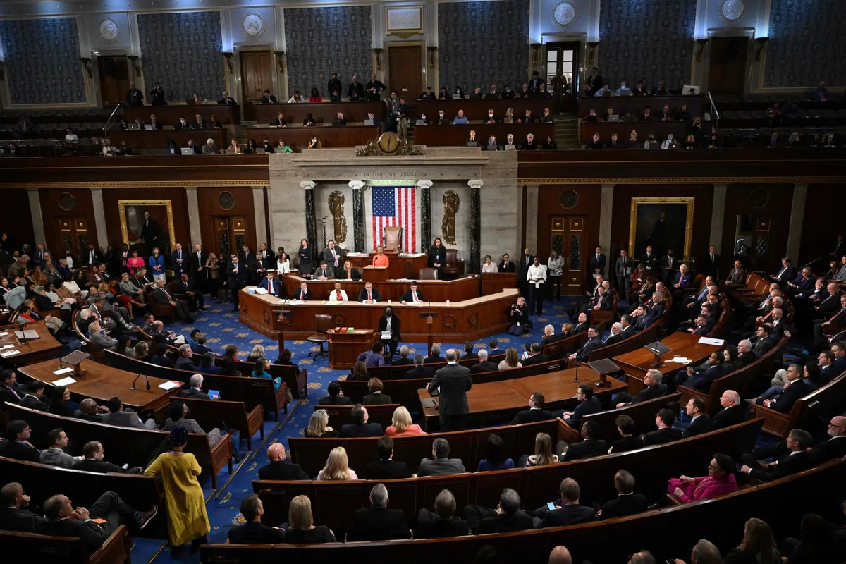 101672081-general-view-of-the-chamber-of-the-us-house-of-representatives-as-lawmakers-continue-v.jpg