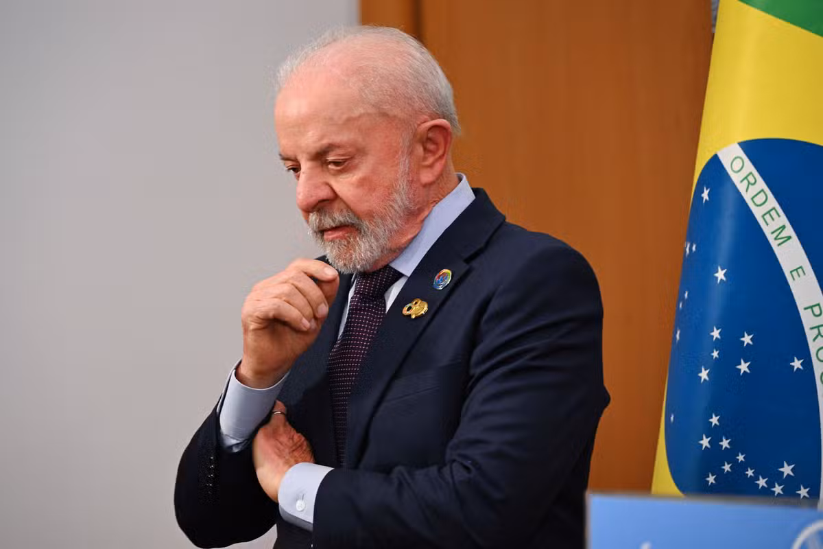 112684323-brazils-president-luiz-inacio-lula-da-silva-gestures-during-a-press-conference-after.jpg