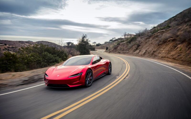 Elon Musk teases a flying car on Joe Rogans show – df