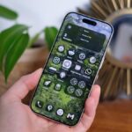 How to make your lock screen background holographic in iOS 26 - df