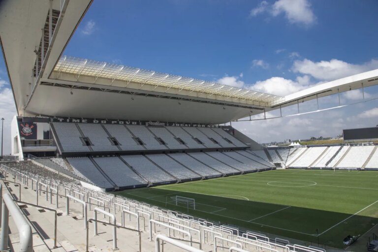 84221257-es-sao-paulo-sp-23-08-2019-gramado-da-arena-corinthians-.-foto-edilson-dantas-agenc.jpg