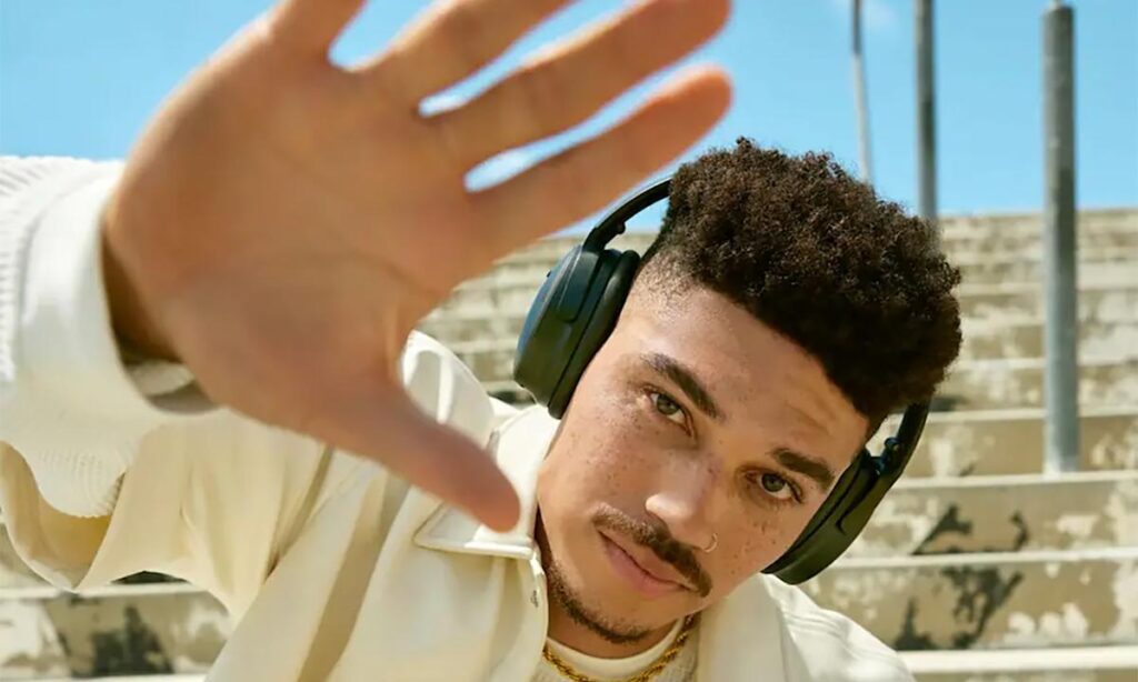 Best Buy Black Friday deals include the Bose QuietComfort headphones for $199 - df