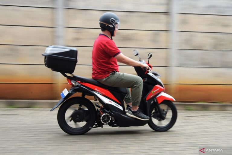 antarafoto-konversi-motor-listrik-221222-aww-1.jpg