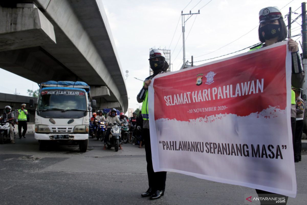 antarafoto-peringatan-hari-pahlawan-di-makassar-101120-ap-2.jpg