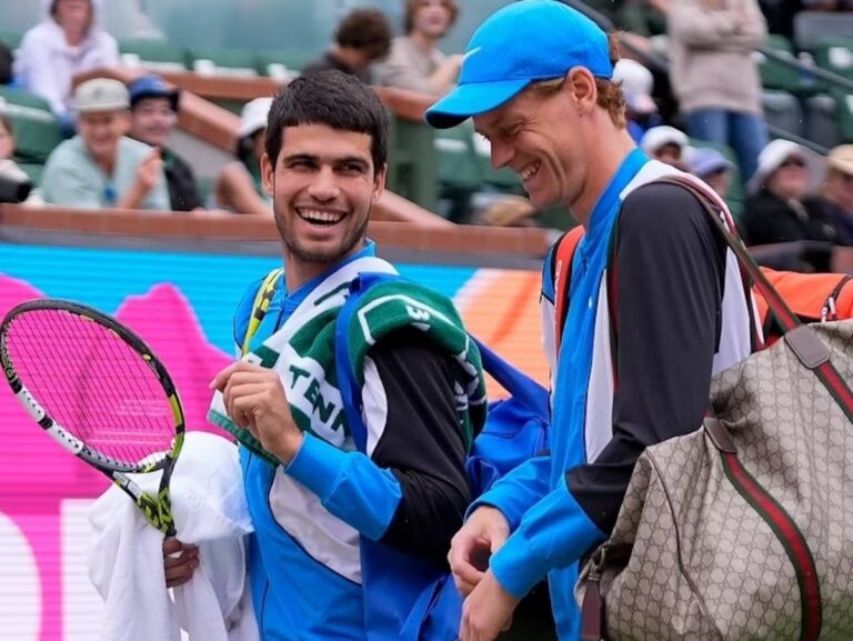 carlos-alcaraz-y-jannik-sinner-son-amigos-rivales-4KOQ3P3HFNEMJDW45ZVXCHQNZE.JPG