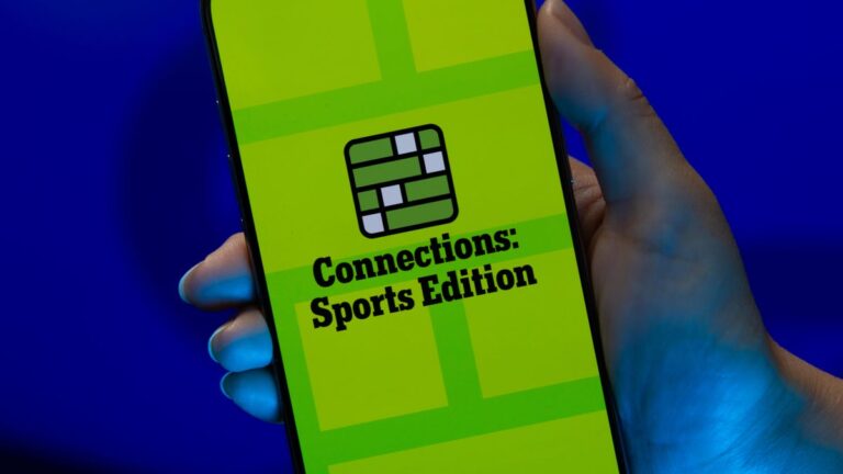 Today's NYT Connections: Sports Edition Hints and Answers for Nov. 3, #406 - df