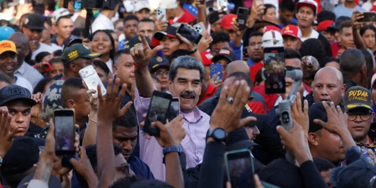 maduro-U56486055087zMT-1024x512@diario_abc.jpg