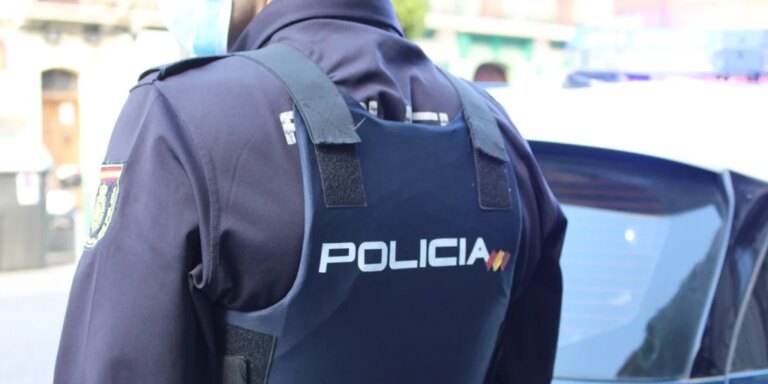 policia-nacional-U47482363705KDQ-1024x512@diario_abc.JPG
