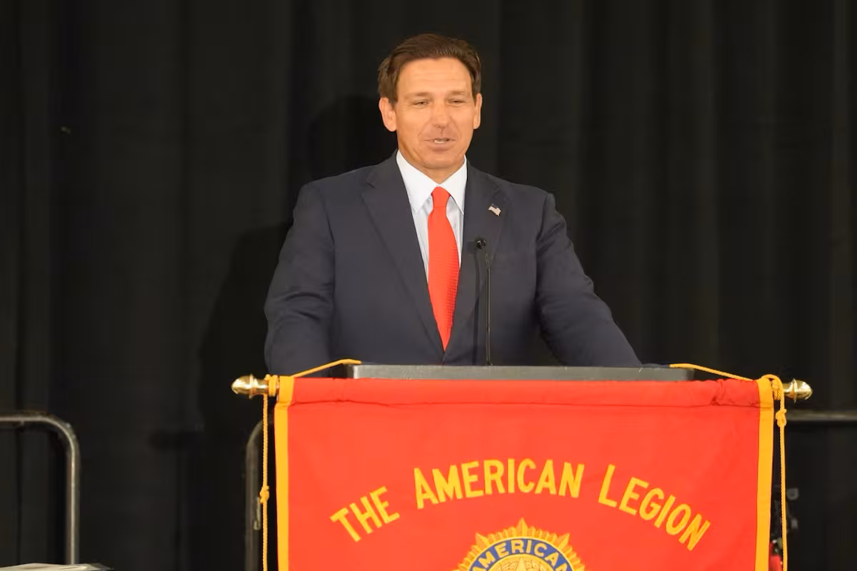 ron-desantis-gobernador-de-florida-anuncio-nuevas-SDI6XQT47FAJVBZYJ4L6ZMB3LQ.png