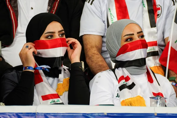 torcedoras-selecao-do-iraque-scaled.jpg